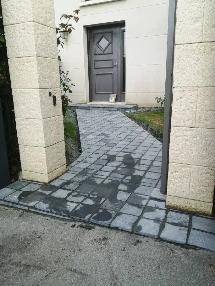 nos realisations amenagements exterieurs pergolas portail motorise car pot cloture et portail portillon et terrasse (12)