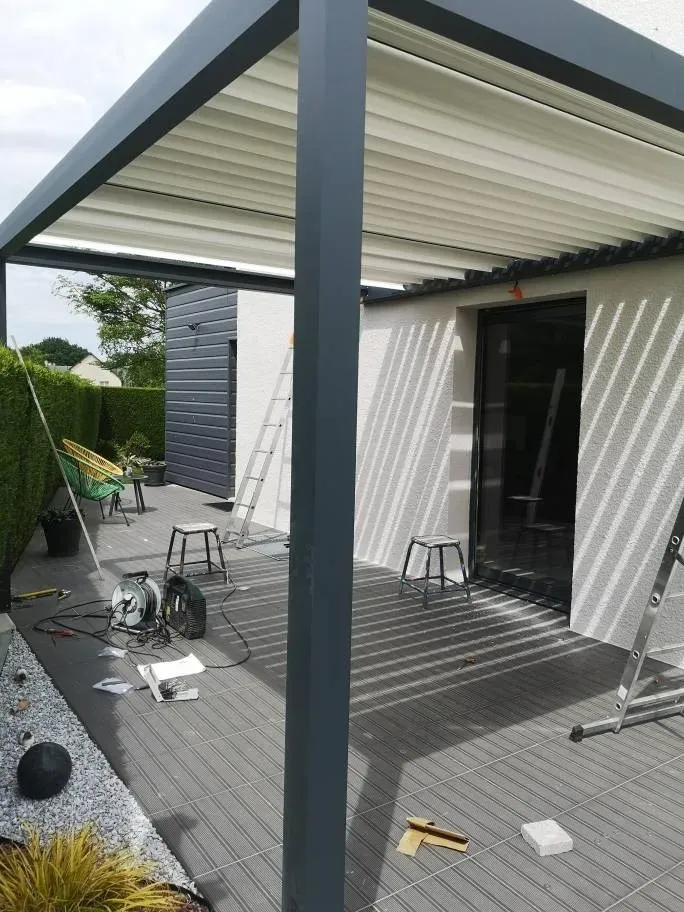 nos realisations amenagements exterieurs pergolas portail motorise car pot cloture et portail portillon et terrasse (19)