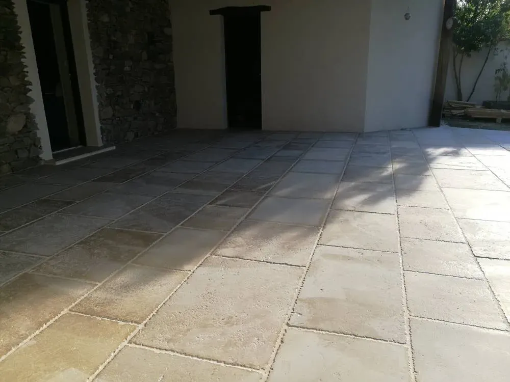 nos realisations amenagements exterieurs pergolas portail motorise car pot cloture et portail portillon et terrasse (26)